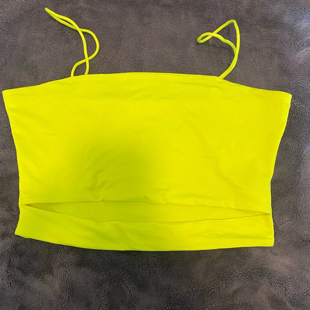 SHEIN Yellow Sleeveless Crop Camisole